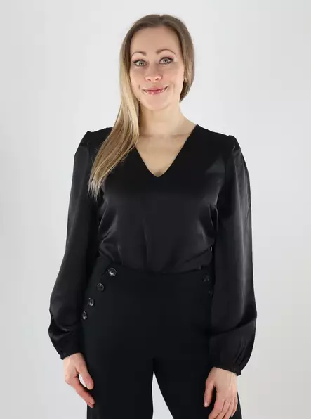 Vila damskjorta Smock Satin svart - Långärmade tröjor för  damer - 140180 - 1