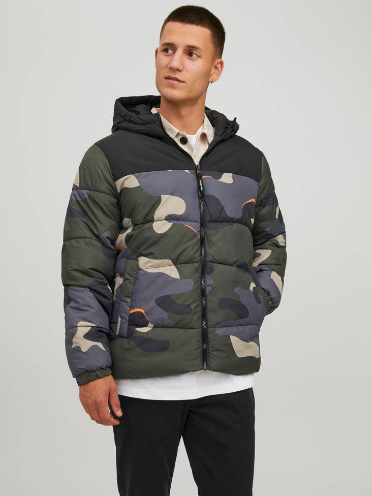 Jack&Jones lätt toppjacka till herr med luva Chili puffer svart/camo - Jackor och parkas för herrar - 132400 - 1