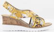Rieker Sandaler med kilklack V35H6-90 gul - Rieker sandals - 128722 - 1