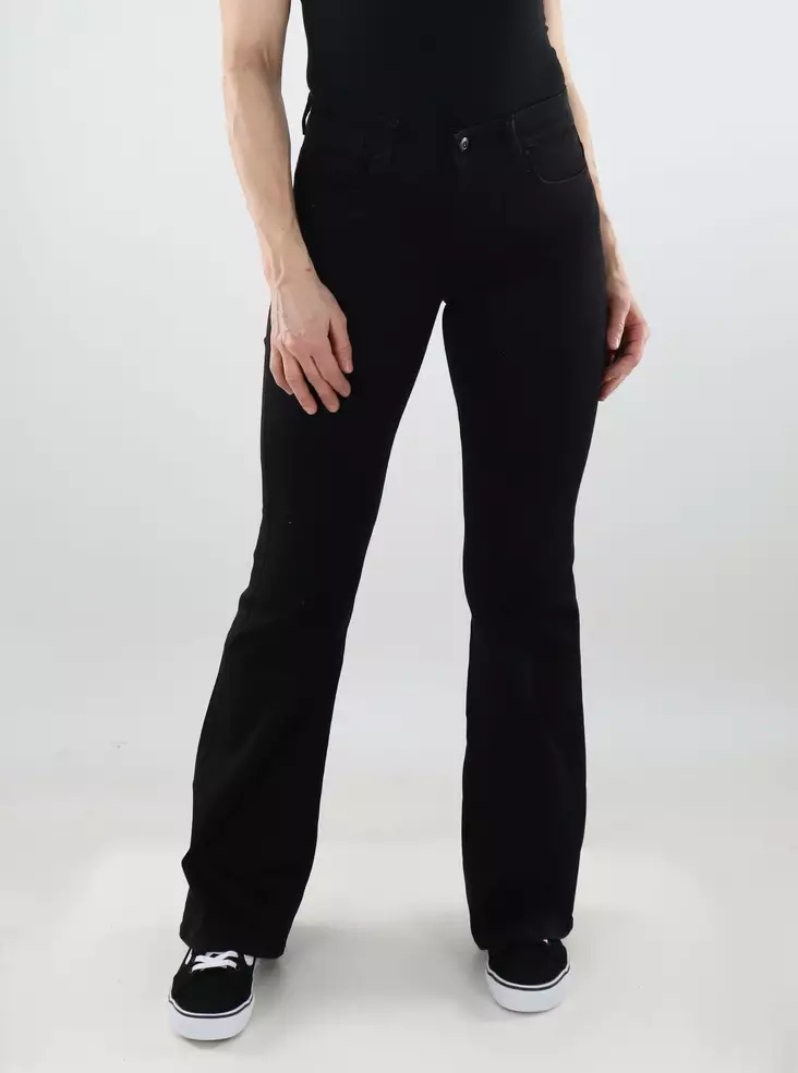 Only damjeans Utsvängda svarta - Jeans för damer - 137552 - 1