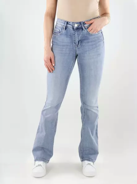 Vero Moda damjeans med vida ben VMFLASH Utsvängda ljusblå - Jeans för damer - 140183 - 1