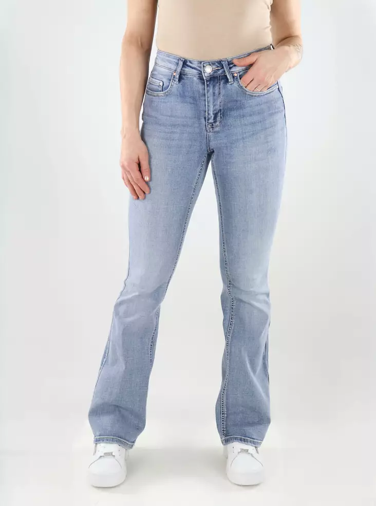 Vero Moda damjeans med vida ben VMFLASH Utsvängda ljusblå - Jeans för damer - 140183 - 1
