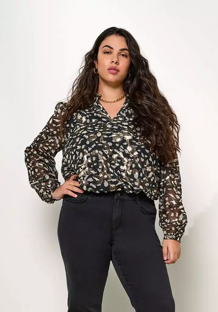 Only Carmakoma plus size skjorta dam V-ringad svart/lurex - Långärmade tröjor för damer - 137523 - 1