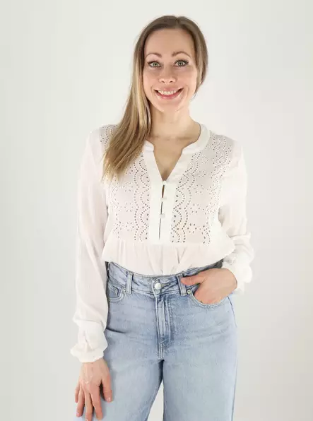 Vero Moda damskjorta EMB Topp snövit - Långärmade tröjor för  damer - 140164 - 1