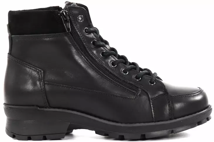 Ilves ankelboots i läder med breda läst läder 8326-D XXL svart - Stövletter och kängor för damer - 137564 - 1