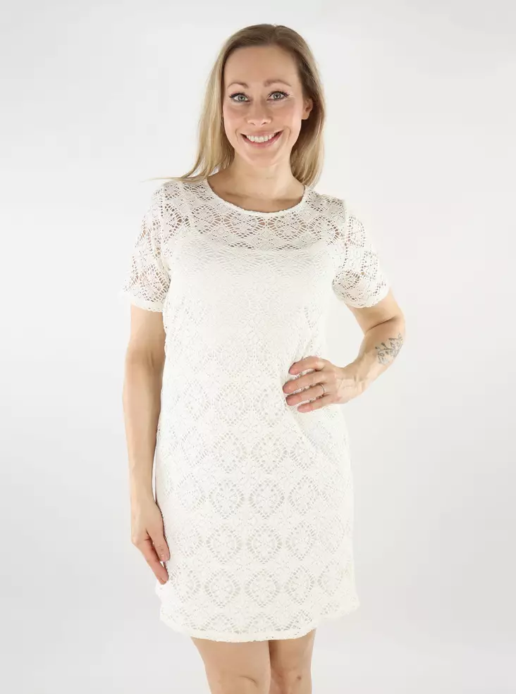 JDY spetsklänning O-ringad cloud dancer - Klänningar och tunikor - 138724 - 1