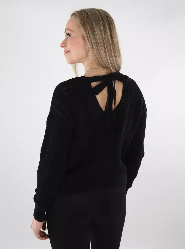 Vero Moda damtröja Newverena Backdetail svart - Stickat för damer - 137684 - 1