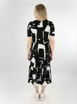 Vero Moda mönstrad klänning O-ringad Calf black/white abst - Klänningar och tunikor - 138595 - 2