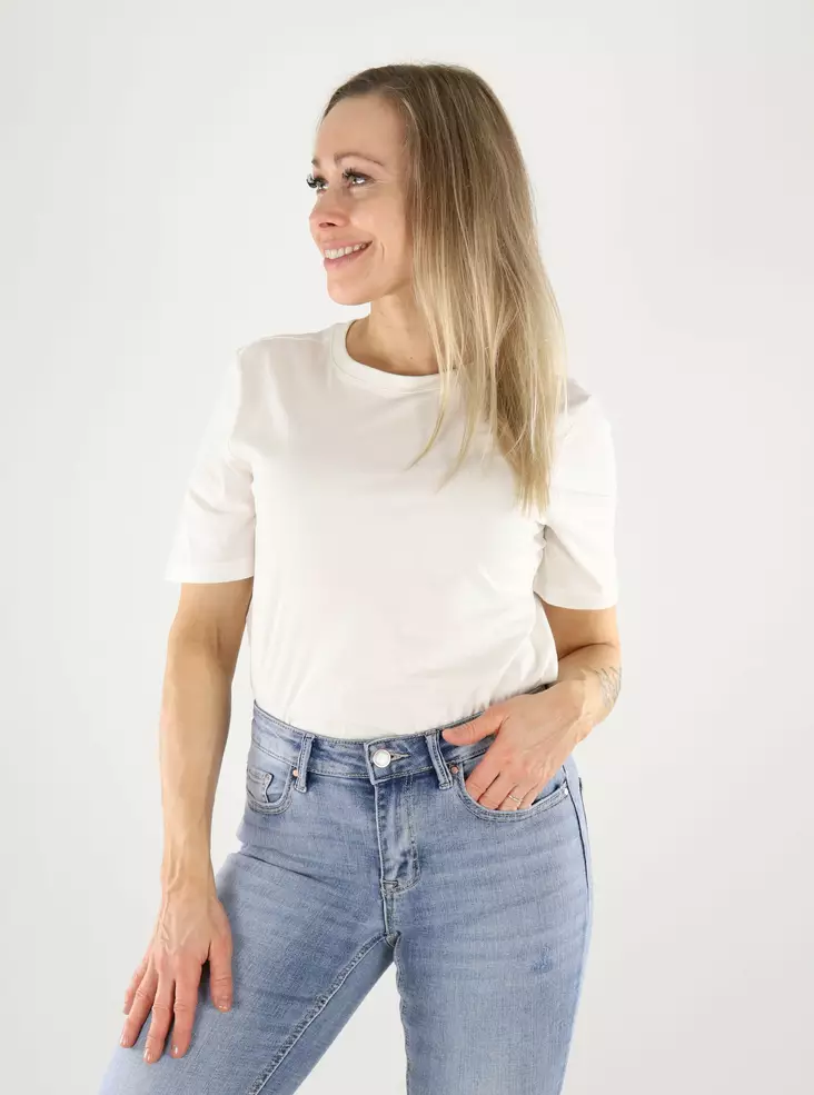 Only ekologisk bomulls-t-shirt med rund hals, Cloud Dancer - T-shirts för damer - 140825 - 1