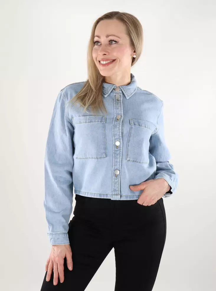 JDY kort jeansjacka för damer Boxy Shacket ljusblå - Jeansjackor för damer - 137936 - 1
