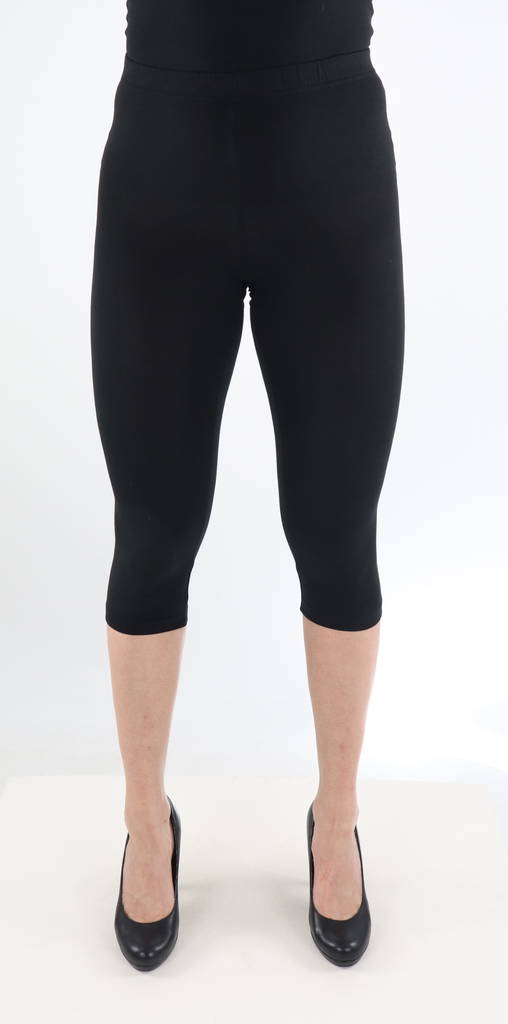 Pieces Capris Kiki, svart - Shorts och capribyxor för damer - 131107 - 1