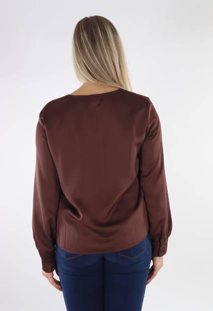 Vila Ellette brun satinskjorta med V-ringad - Långärmade tröjor för  damer - 134148 - 2
