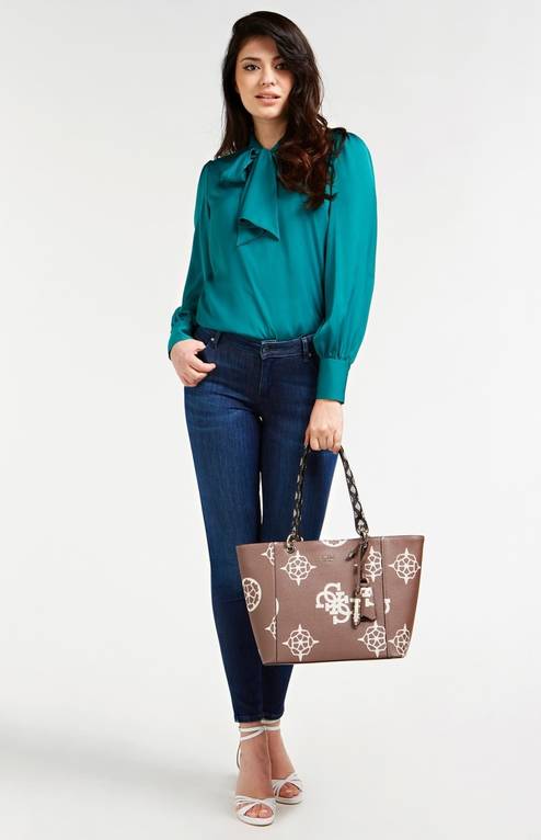 Handväskor | Din modebutik på nätet | Stilettoshop.se Guess Väska Vikky svart Stilettoshop.se webbutik