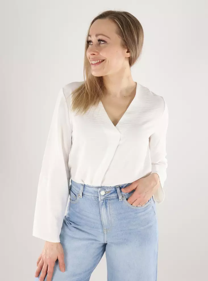 Vila damskjorta 3/4 V-ringning snövit - Långärmade tröjor för  damer - 140348 - 1