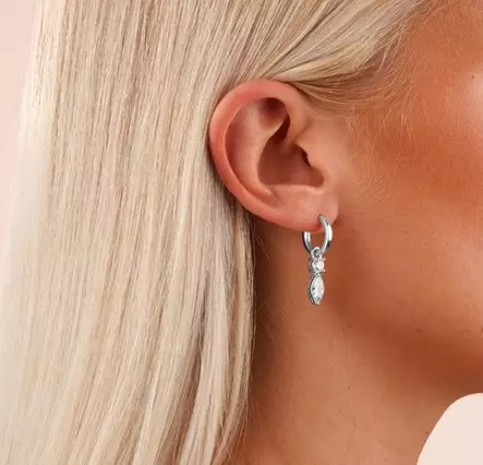 Snö of Sweden Örhängen Eira långa silver/klara - Örhängen - 140019 - 2