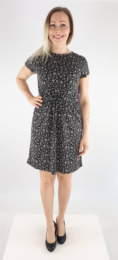 Vila Klänning Mooney string, svart/vit - Klänningar och tunikor - 131189 - 1